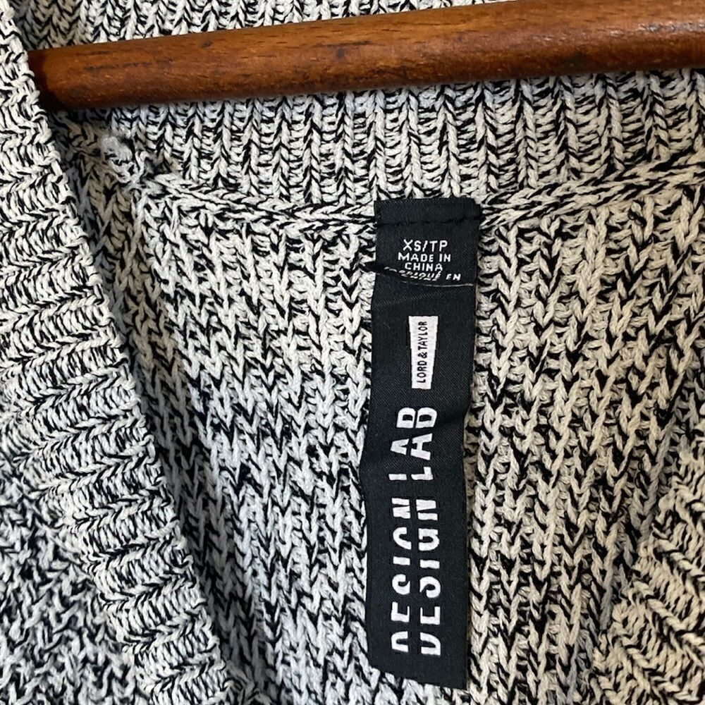 Design Lab Lord & Taylor Knit Tank Top - Picture 5 of 7